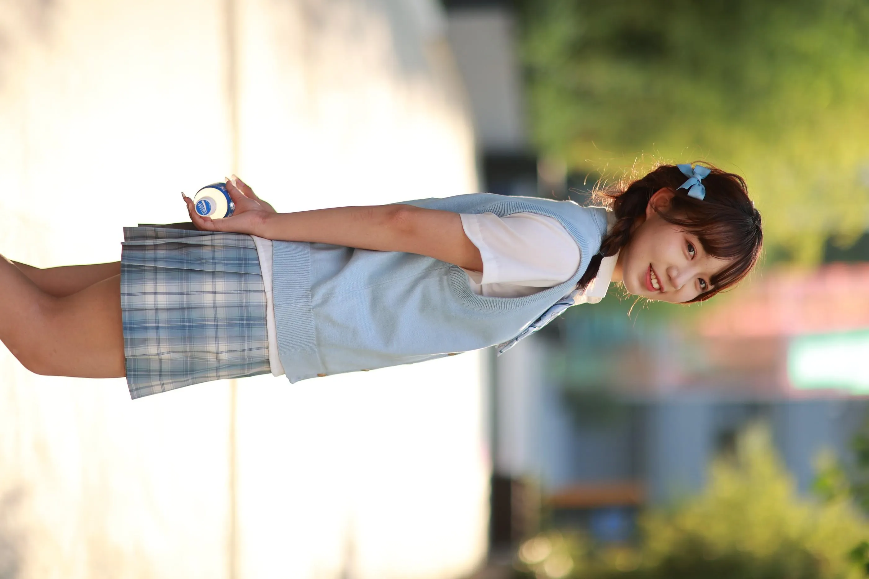 [艺图语] 2022.06.18 放学后 小树 [32P]插图6